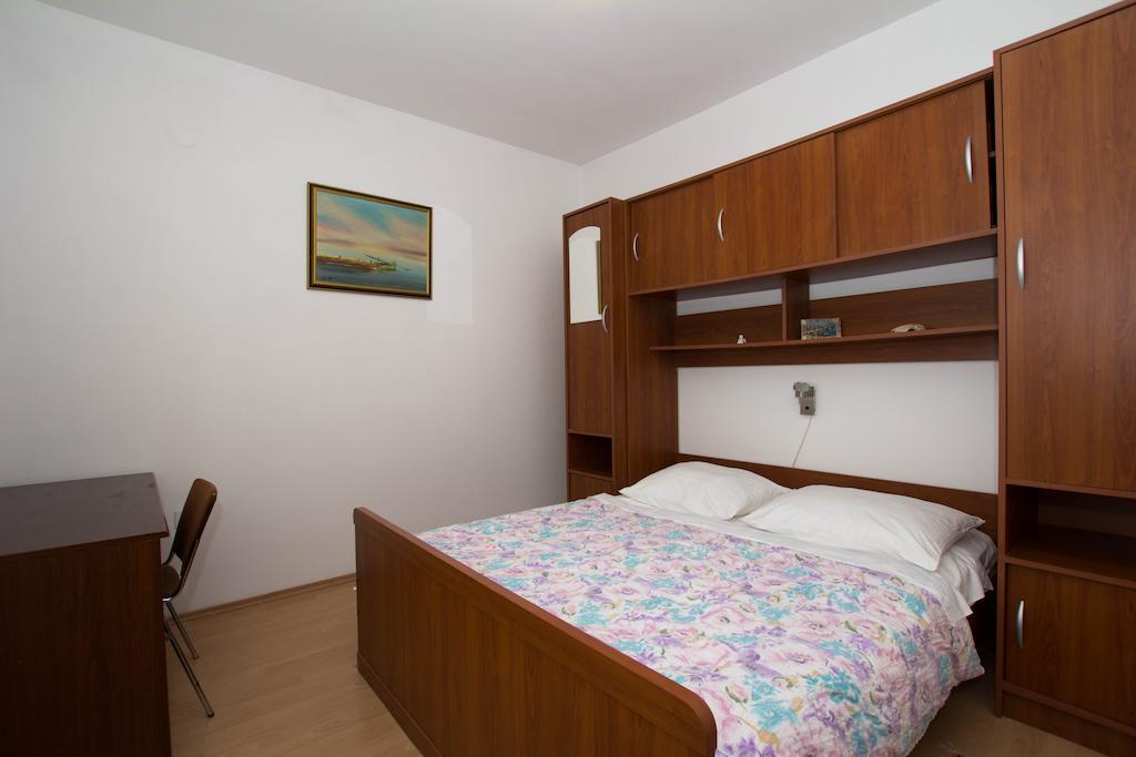 Apartments Marina Trogir Oda fotoğraf